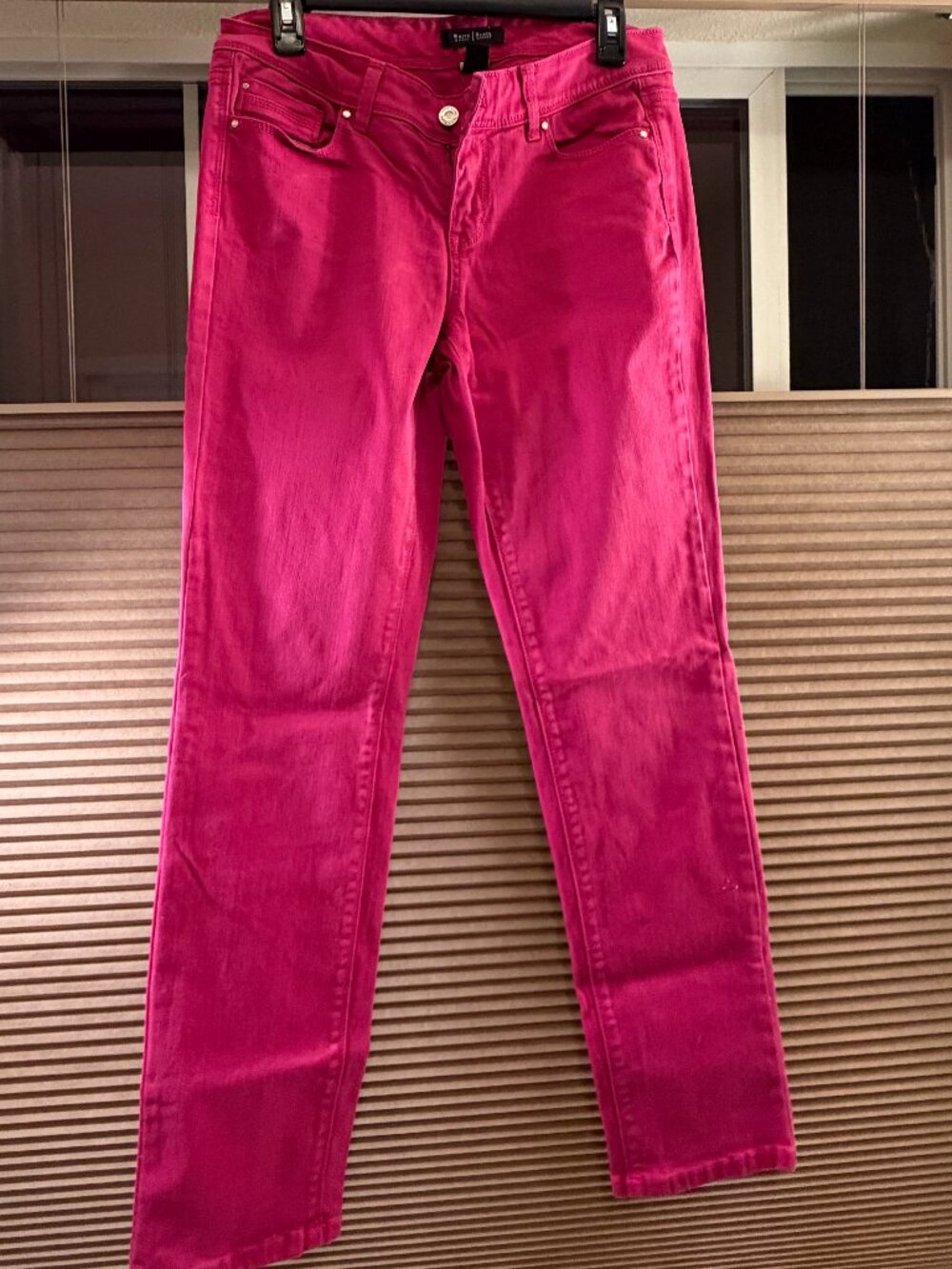White House Black Market Contour Slim Ankle Pants Women’s 8 Long Raspberry Stret